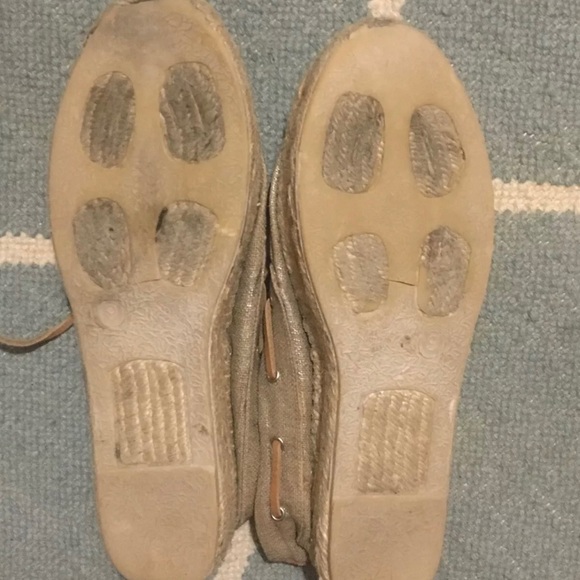 Tory burch metallic espadrille (boating) shoes sz 9 (fits me though & im a 8.5) - Picture 4 of 8